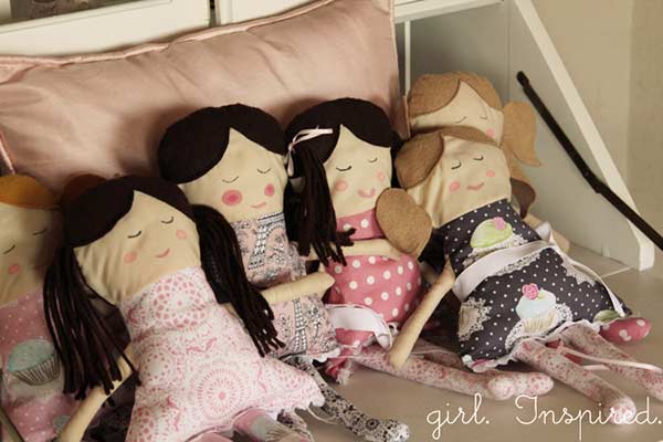 Muslin cloth doll with a printable pattern