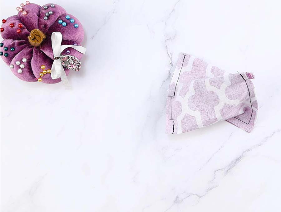 DIY Sewing Pattern Weights / Easy Triangular Fabric Weights (VIDEO) ⋆ Hello  Sewing