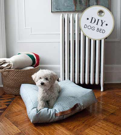 DIY dog bed with a handle
