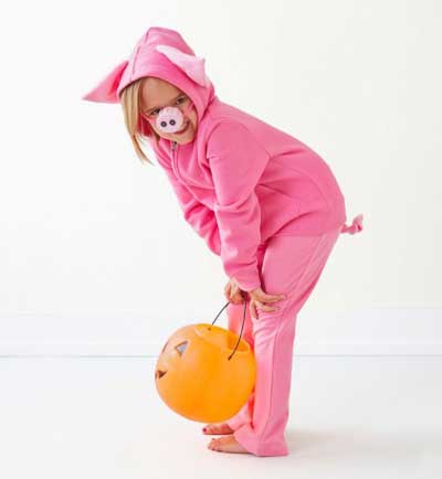 Homemade piglet costume for a kid