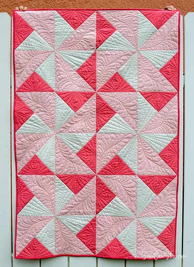 Pinwheel dreams baby quilt