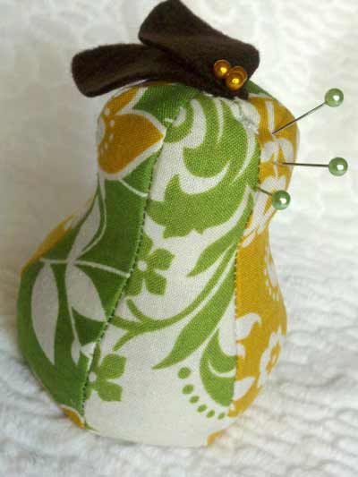 Pin & Pear Pin Cushion Kit with Pattern