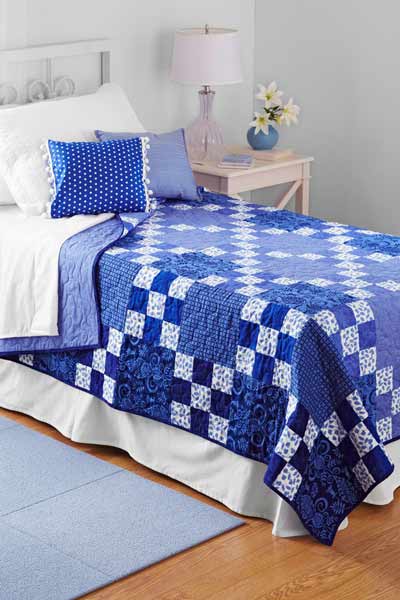 Rhapsody in Blue Single Irish Chain quilt