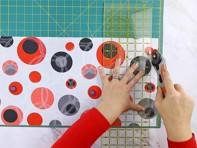 How To Make A DIY Rice Heating Pad ⋆ Hello Sewing