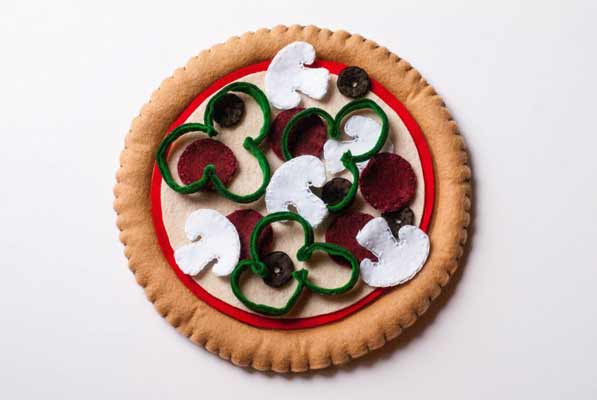 DIY Felt Pizza Craft