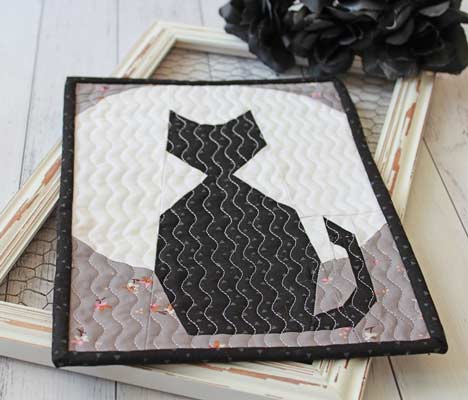 Salem mini quilt patterns with cats