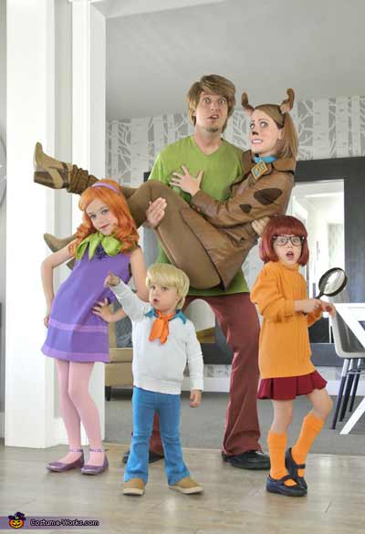 DIY scooby doo costumes for a family