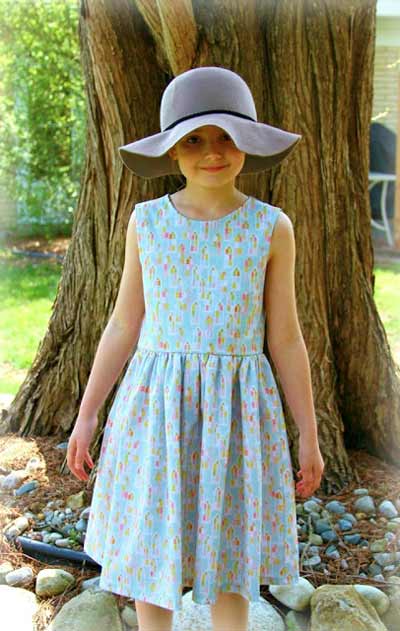 Sleeveless Vintage dress pattern for girls