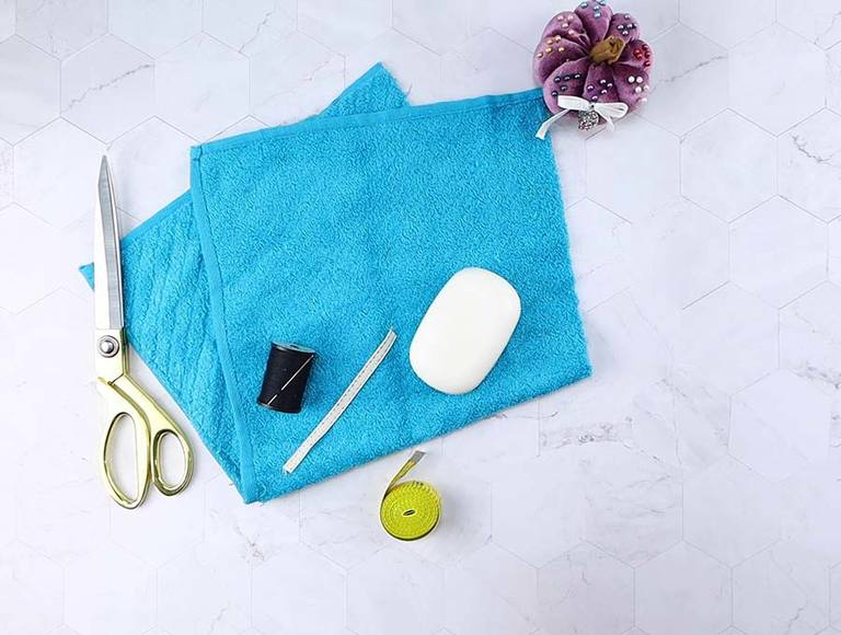diy-soap-saver-pouch-out-of-washcloth-video-hello-sewing
