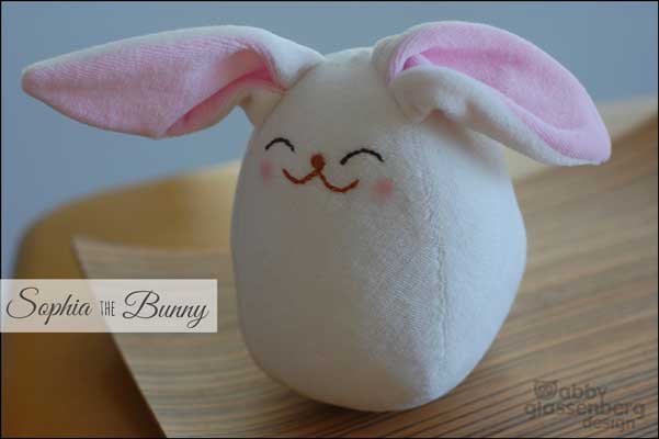 Bunny Plush Sewing Pattern, Stuffed Animal Pattern, PDF File, Digital –  BeeZeeArt