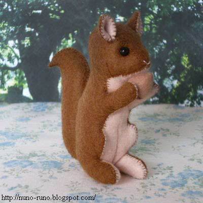 free stuffed squirrel pattern