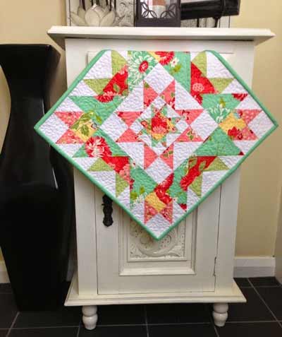 Star cluster mini quilt