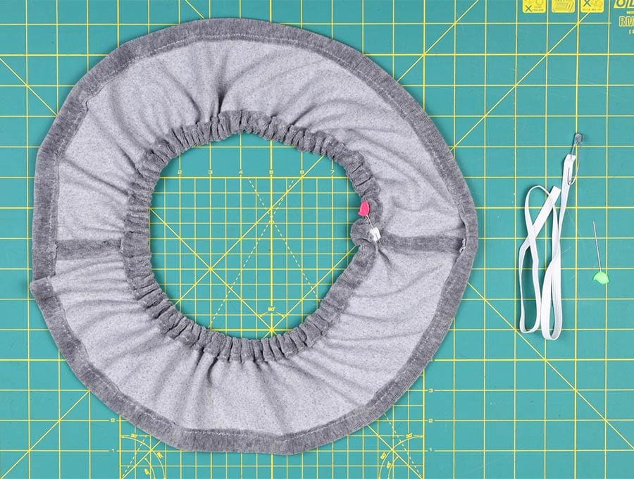 How To Make A DIY Steering Wheel Cover In 10 Minutes ⋆ Hello Sewing