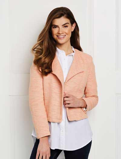 Stylish woman’s blazer jacket – make me next