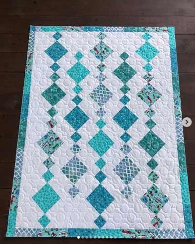 Turquoise chandelier quilt