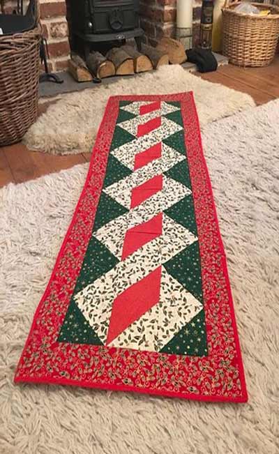 Twisted pole quilted Christmas table runner