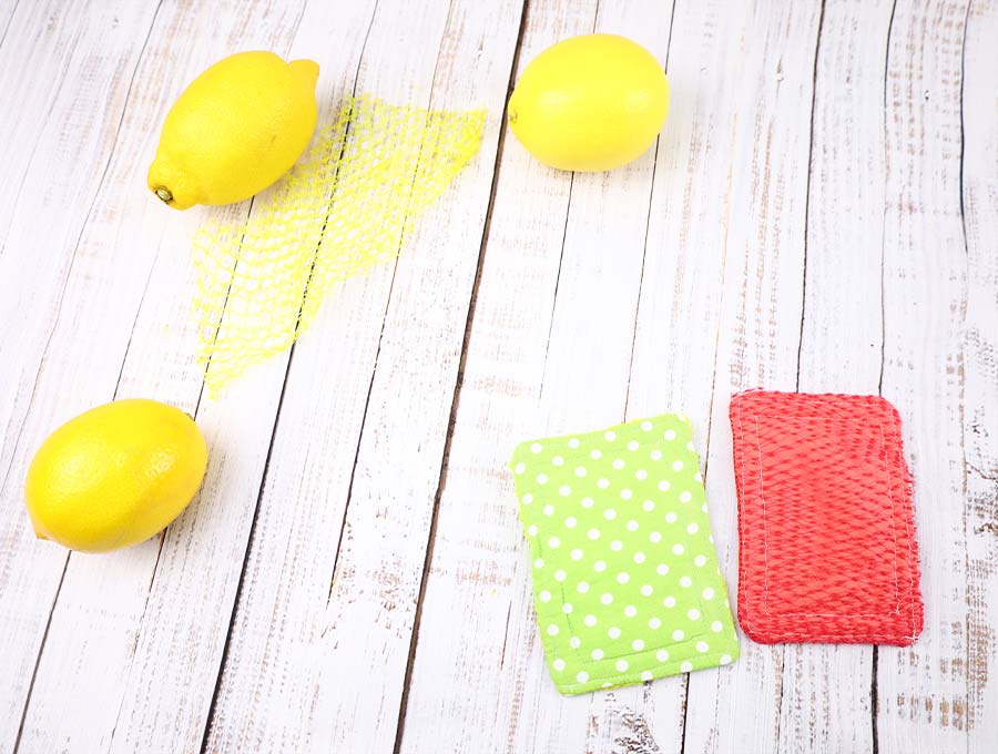 DIY Reusable Sponges // Unsponges - Zero Waste Kitchen Scrubbers Tutorial ⋆  Hello Sewing