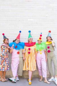 25 Unique DIY Clown Costume Ideas Hello Sewing   Vintage Clown Costumes Thehousethatlarsbuilt 200x300 