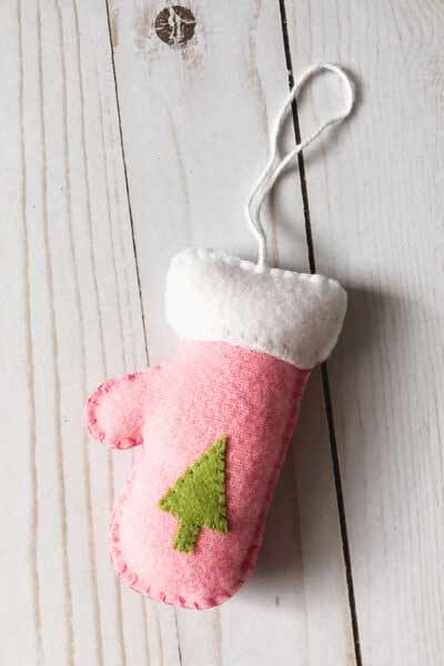 Tiny felt mitten ornaments