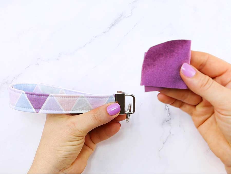 Simple DIY Key Fob Wristlet - Dabbles & Babbles