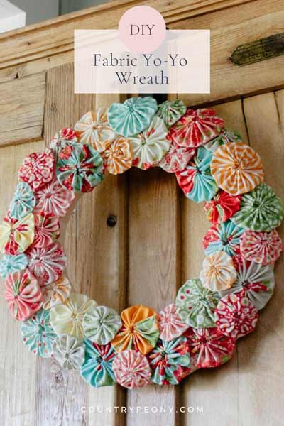 DIY yo yo wreath