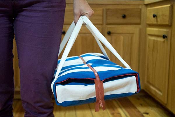 zippered casserole carrier